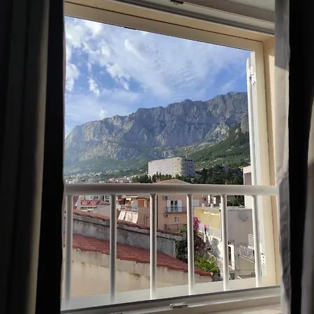 Апартаменти Sky